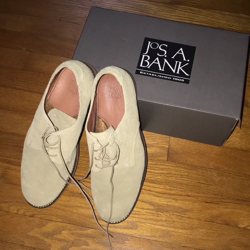 Jos. A. Bank Buck Oxfords tan suede, size 11